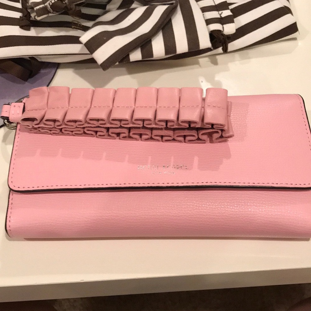 Uptown organizer wristlet wallet raffle